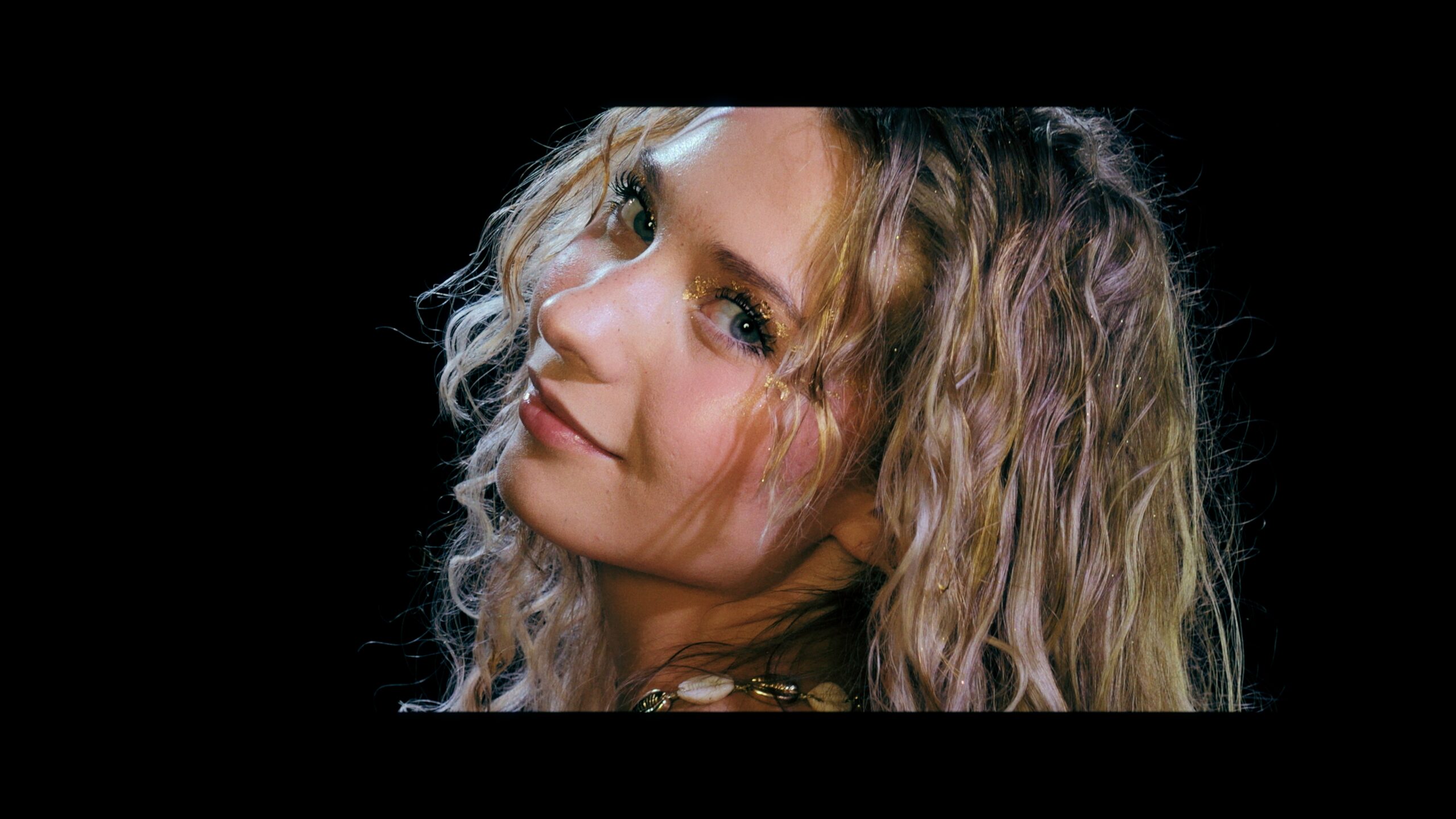 Stwórz teledysk z You Are Art